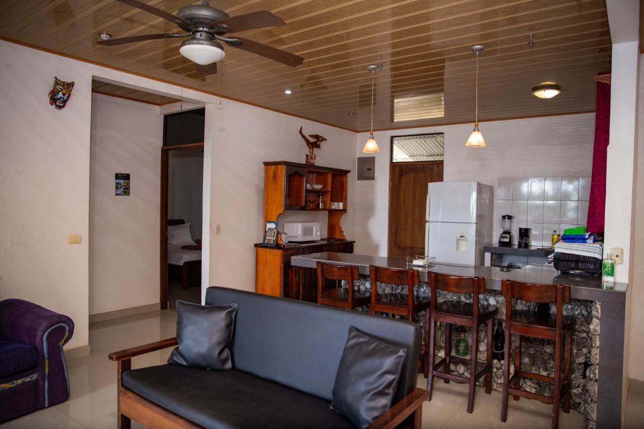 Casa Federico Ξενοδοχείο Quepos Εξωτερικό φωτογραφία